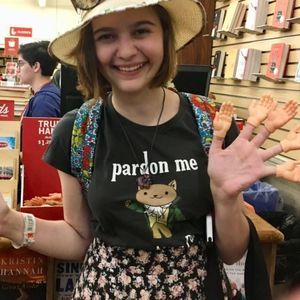 Meet your Posher, Emily